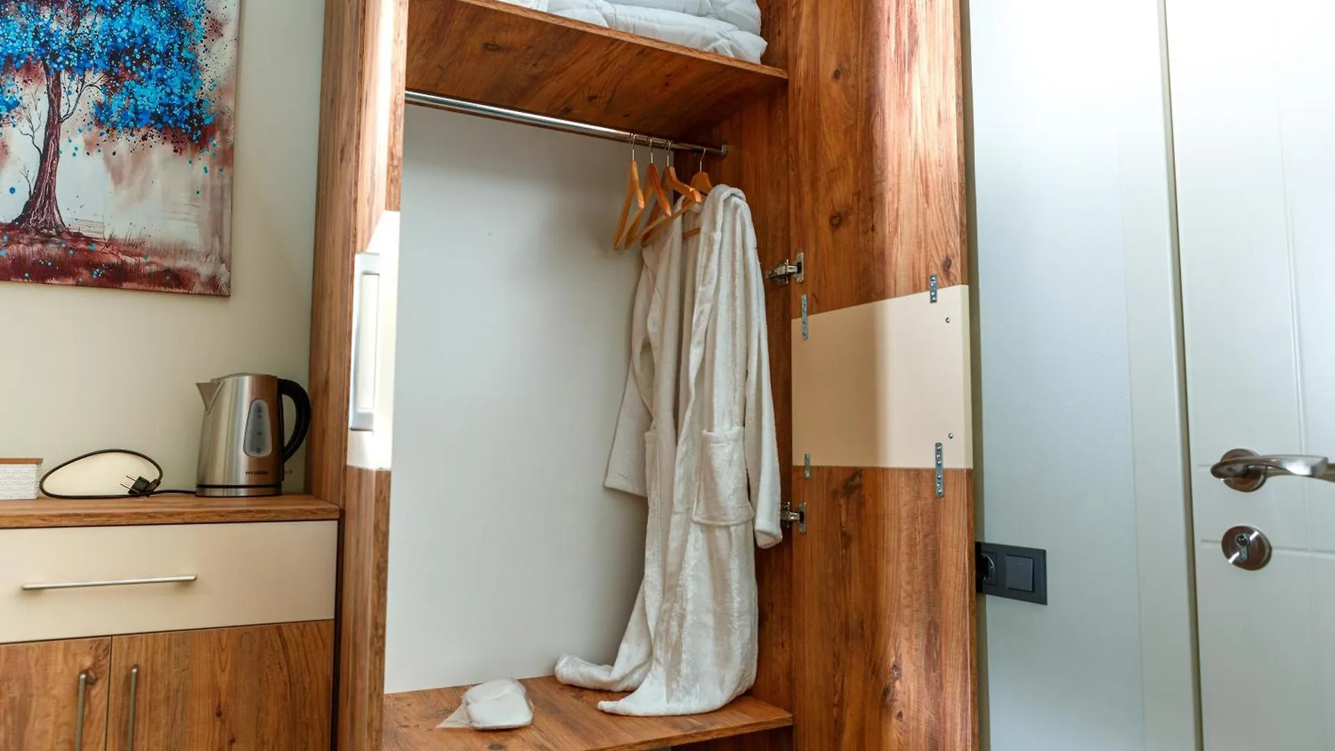 Bed and Breakfast Golden Pheasant Tiflis