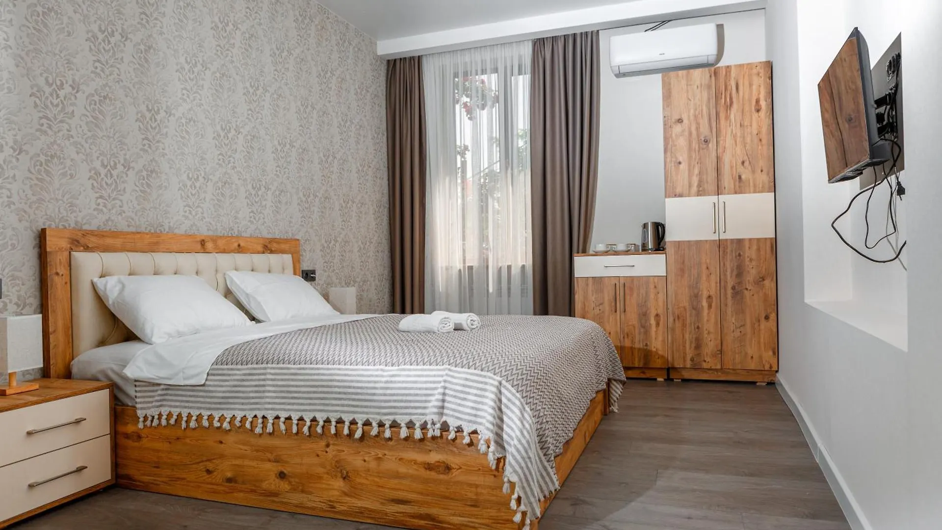 Bed and Breakfast Golden Pheasant Tiflis