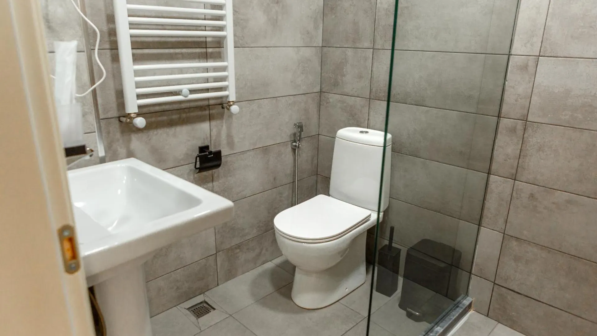 Bed and Breakfast Golden Pheasant Tiflis Georgia