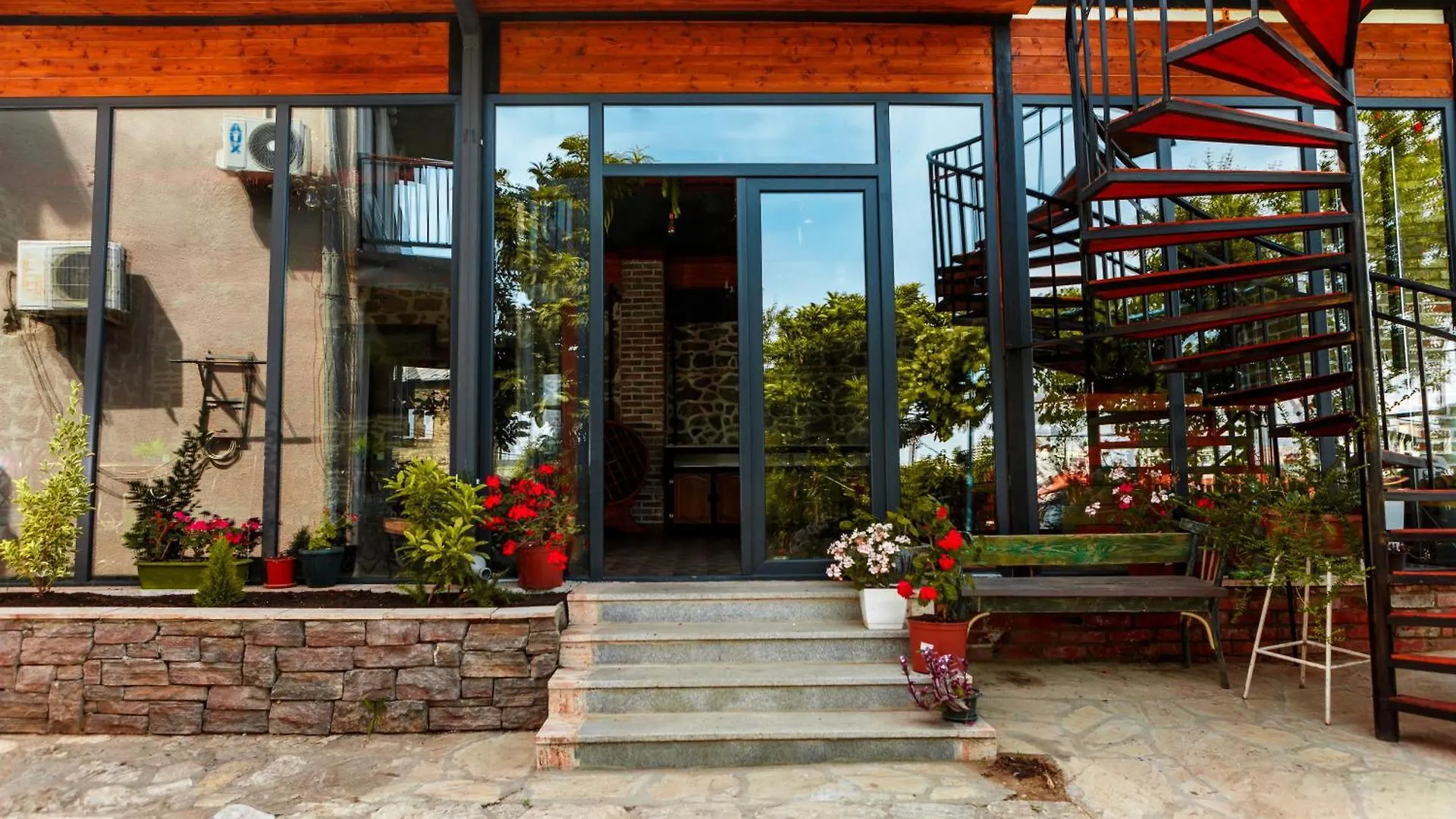 Bed and Breakfast Golden Pheasant Tiflis